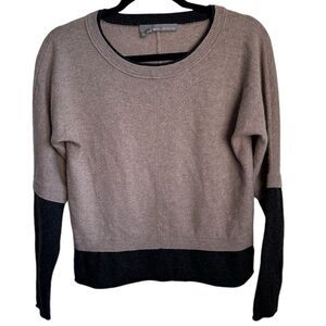 360 cashmere size 6 pullover sweater 100% cashmere two tones grey beige crewneck